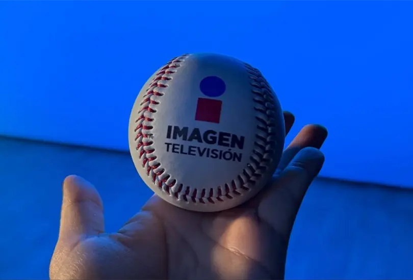 El canal sorprendi&oacute; con su nueva figura detr&aacute;s de los micr&oacute;fonos.