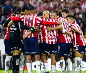 Amaury Vergara se burla de aficionados de Chivas en pleno torneo