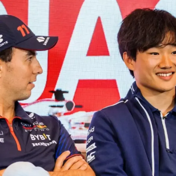 El mensaje de Checo Pérez a Tsunoda previo a su debut con Red Bull