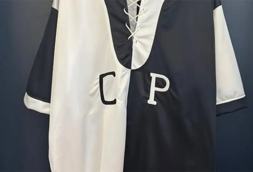 Pachuca present&oacute; un jersey sumamente pol&eacute;mico