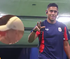 Luis Romo es captado abucheando al técnico de Chivas (VIDEO)