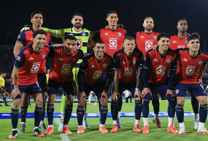 Varios reportes se&ntilde;alan que Cruz Azul tendr&iacute;a la salida de uno de sus delanteros