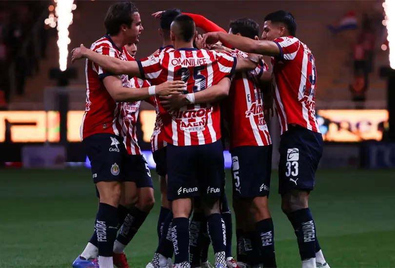 Chivas sumar&iacute;a su primera baja en los pr&oacute;ximos d&iacute;as