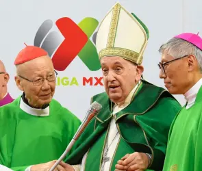Playeras de la Liga MX con las que posó el Papa Francisco