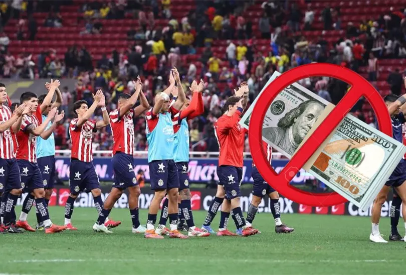 El futbolista ha levantado la mano para ayudar al equipo por el mal momento que pasan