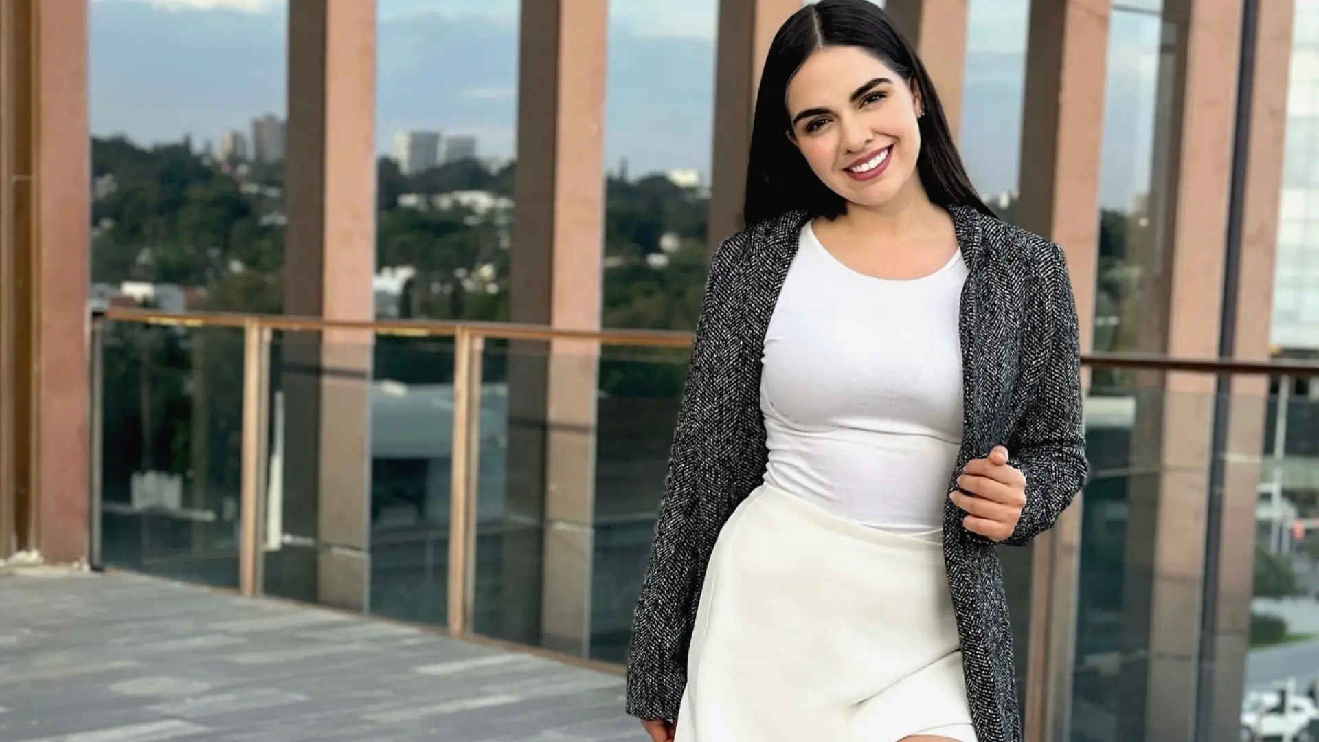 Se hizo fanática de la música de banda y de artistas como Peso Pluma.