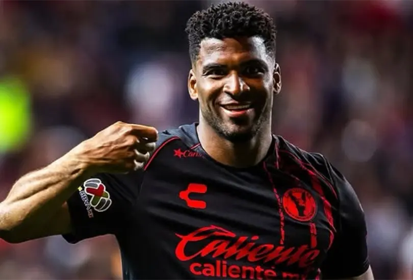 El jugador de Xolos ha llamado la atenci&oacute;n tras conseguir el campeonato de goleo
