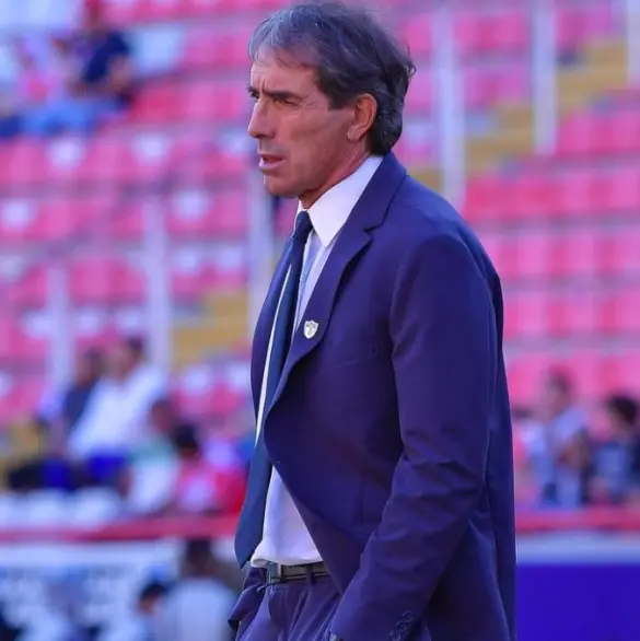 La razón por la que Guillermo Almada dejó de ser opción para Chivas
