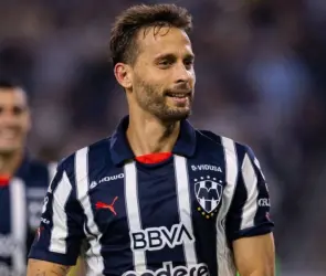 Sergio Canales se va de Monterrey y un club mexicano lo ficharía