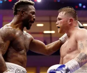 William Scull responde a las críticas de Canelo Álvarez