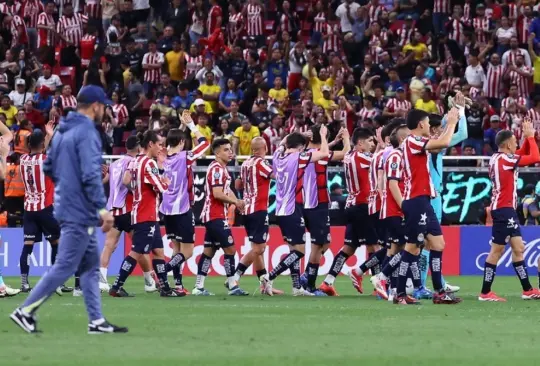 Chivas le daría salida a uno de sus futbolistas Chivas le daría salida a uno de sus futbolistas