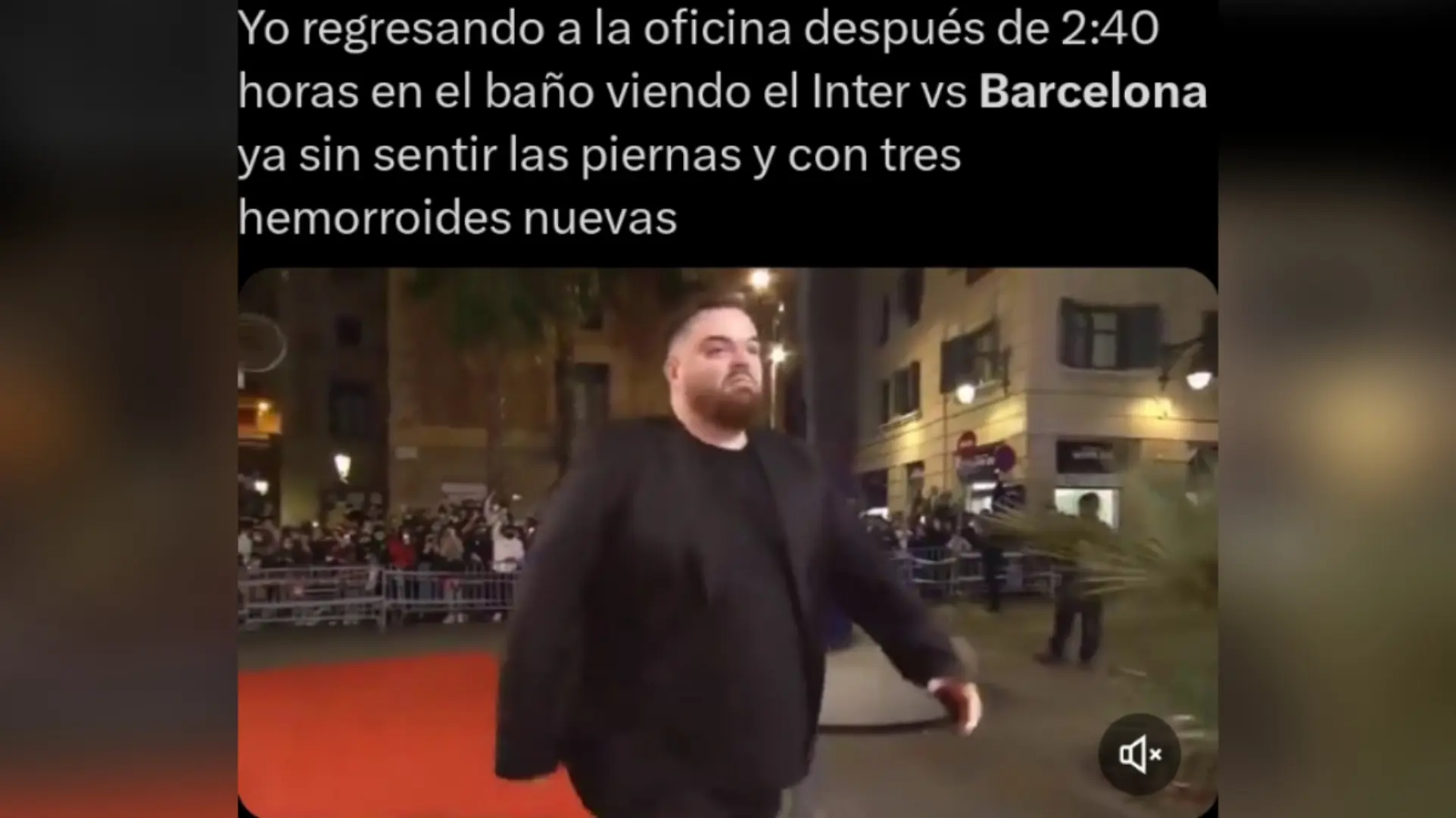 Algunos fans hicieron todo lo posible por no perderse el espectáculo en el estadio italiano.