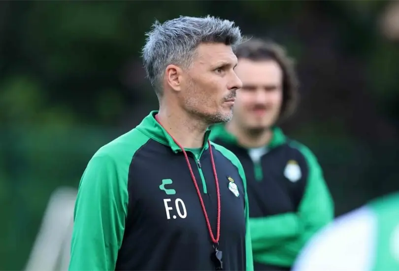 Santos Laguna habr&iacute;a echado al Tano Ortiz