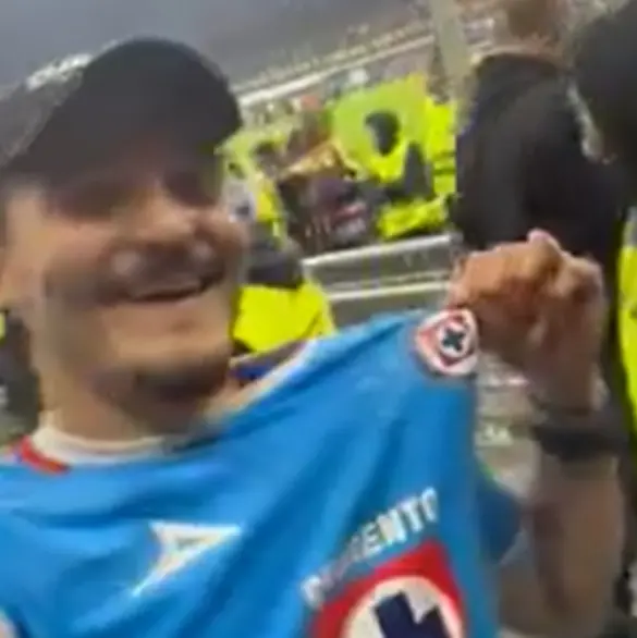 Revelan identidad del aficionado de Cruz Azul en el Inter vs Barcelona