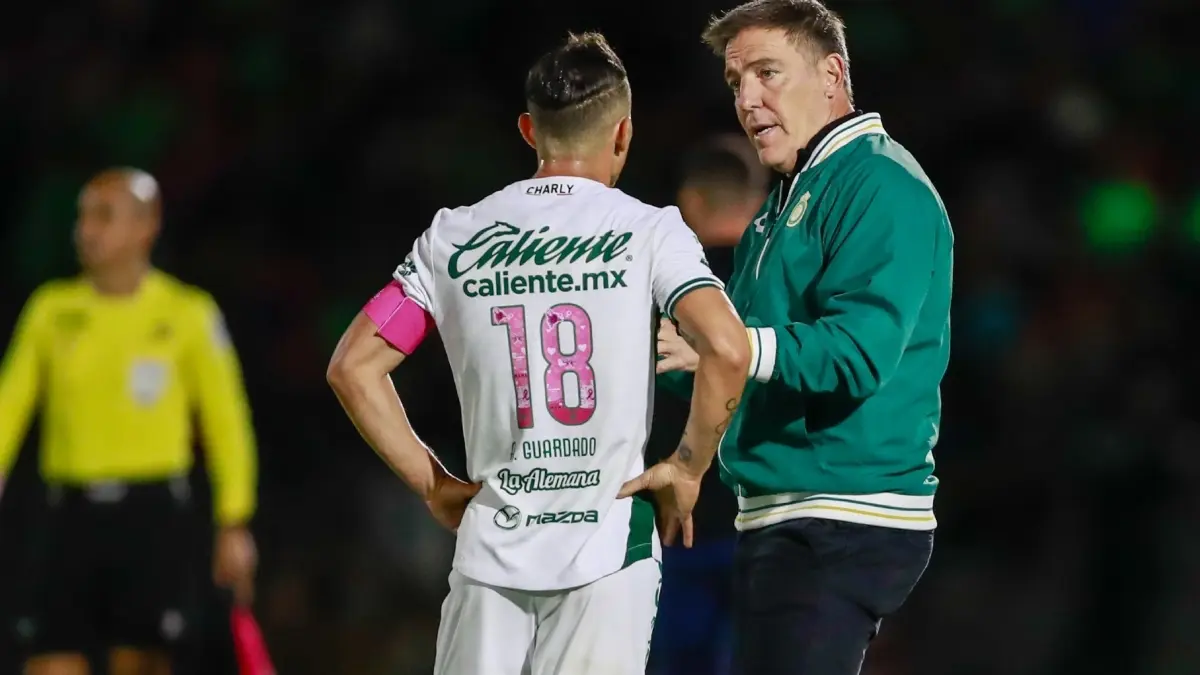 Andrés Guardado se habría despedido del profesionalismo el día de ayer ante Cruz Azul 