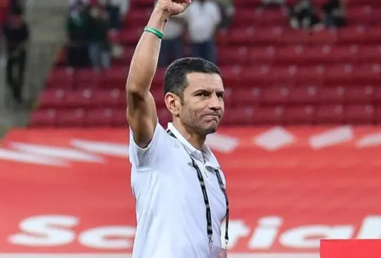 Jimmy Lozano llegaría a Chivas para el próximo torneo Jimmy Lozano llegaría a Chivas para el próximo torneo