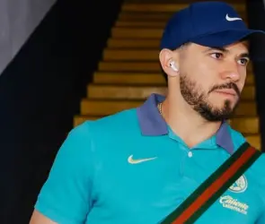 Henry Martín estalla contra el arbitraje por culpa de Cruz Azul