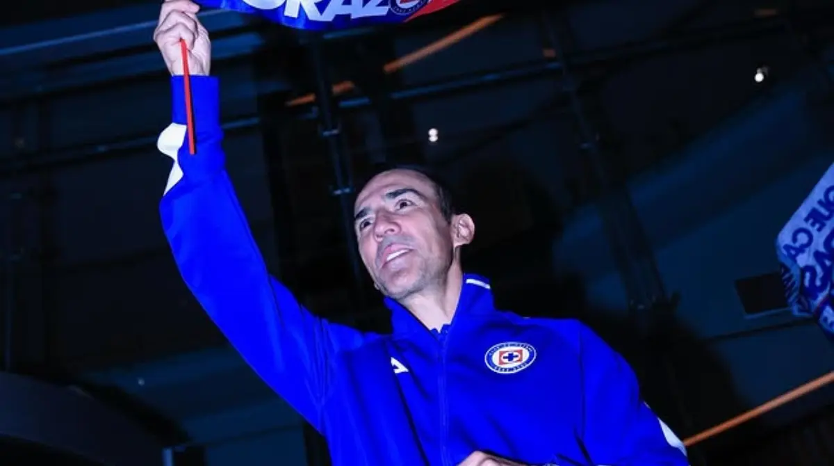  Vicente Sánchez está en la cuerda floja en Cruz Azul 
