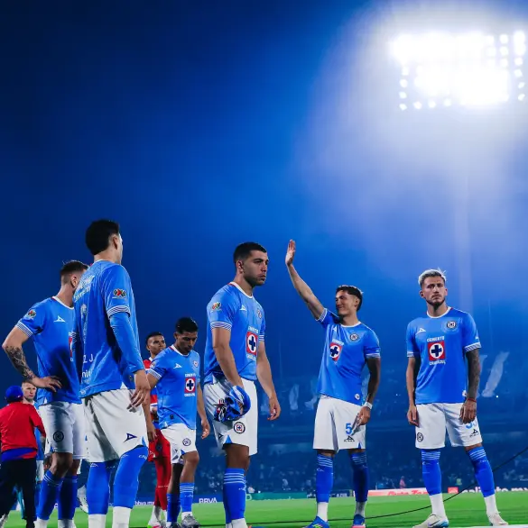 Las 2 figuras de Cruz Azul que saldrían inesperadamente en verano
