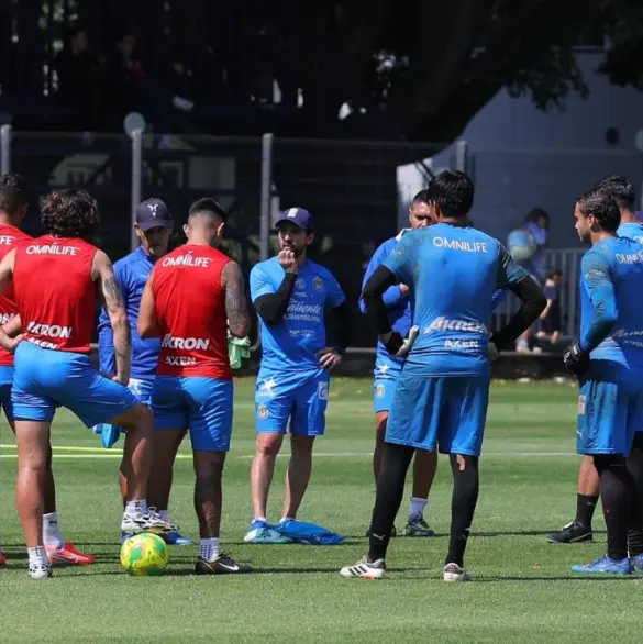 ¡Por fin! Chivas tiene nuevo técnico para el Apertura 2025