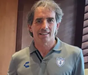 Pachuca niega renuncia a Almada y lo pone a la venta