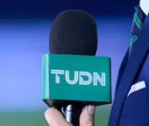 Acusan a figura de TUDN por presuntos comentarios racistas