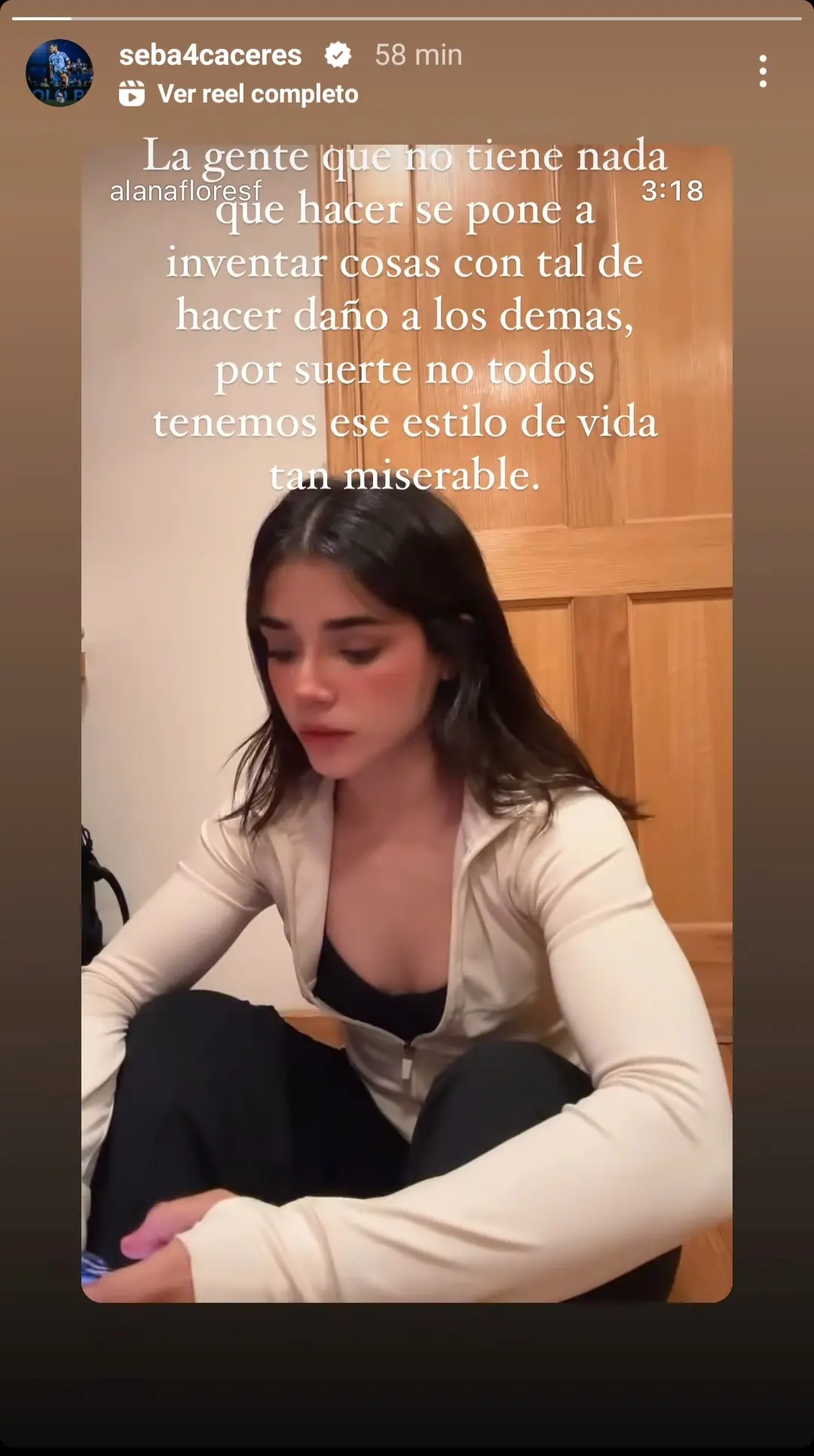 El futbolista mostró apoyo para su actual pareja. Screenshot