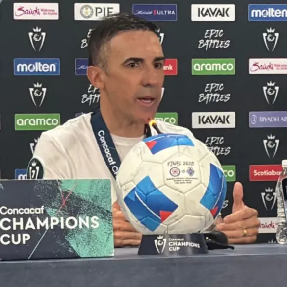 Vicente Sánchez le manda indirecta a la directiva tras quedar campeón