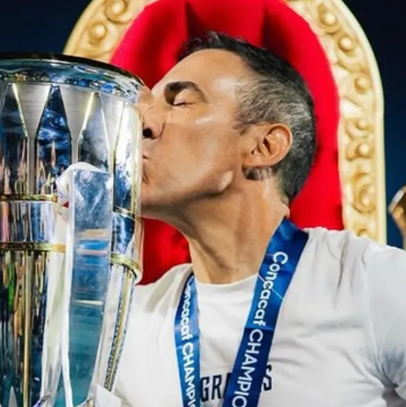 El culpable de que Vicente Sánchez salga de Cruz Azul