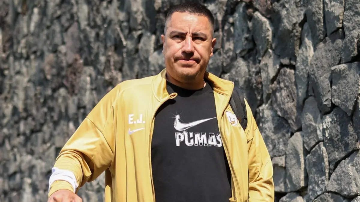  Efraín Juárez tendría sus primeros roces con la directiva 