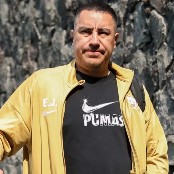 Efraín Juárez tendría problemas con directiva de Pumas