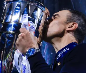 Cruz Azul echa a Vicente Sánchez pese a título de Concacaf