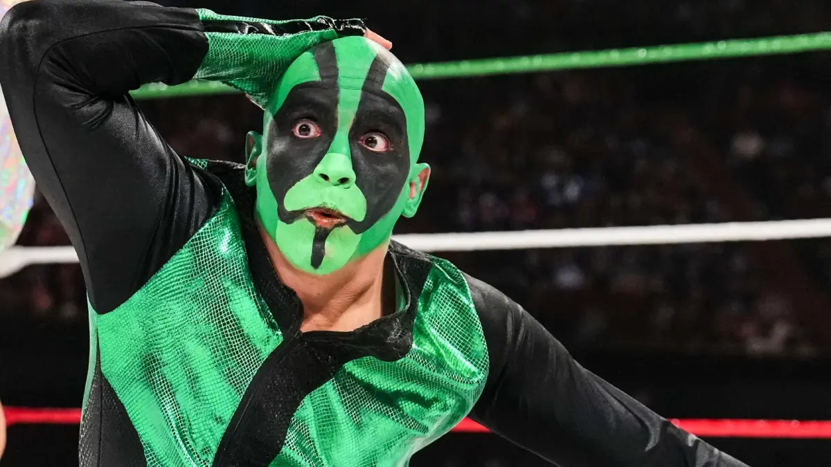  Mr. Iguana se robó la noche en el WWE x AAA Worlds Collide

 