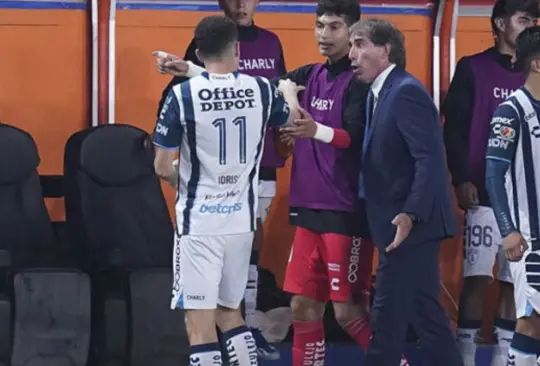 Oussama Idrissi parece disfrutar la ausencia de Guillermo Almada Oussama Idrissi parece disfrutar la ausencia de Guillermo Almada