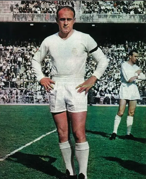 Di Stéfano es el único futbolista que ha ganado el Super Balón de Oro Di Stéfano es el único futbolista que ha ganado el Super Balón de Oro