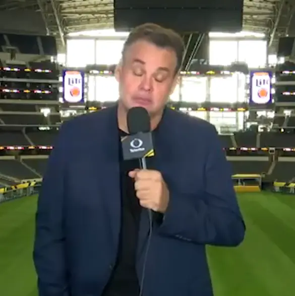 Tunden a Faitelson por criticar a Martinoli y Luis García