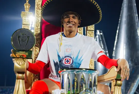 Kevin Mier suena para irse a jugar al Porto y Cruz Azul ya tendría su reemplazo Kevin Mier suena para irse a jugar al Porto y Cruz Azul ya tendría su reemplazo