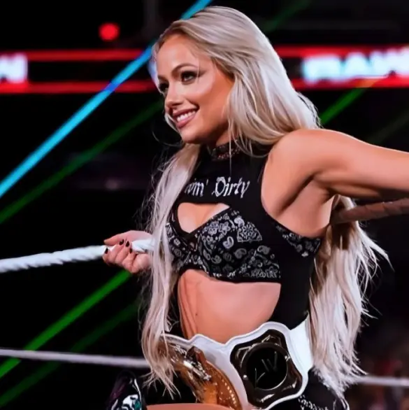 Revelan tiempo de recuperación de Liv Morgan tras fuerte lesión