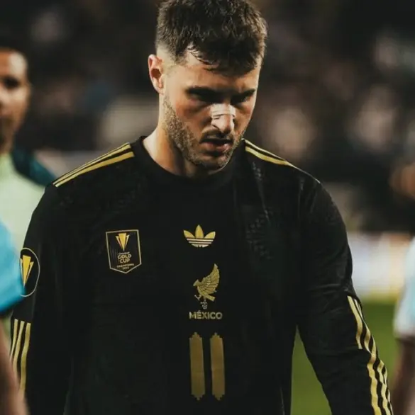 ¿No convence? Milán ficharía competencia de peso para Giménez