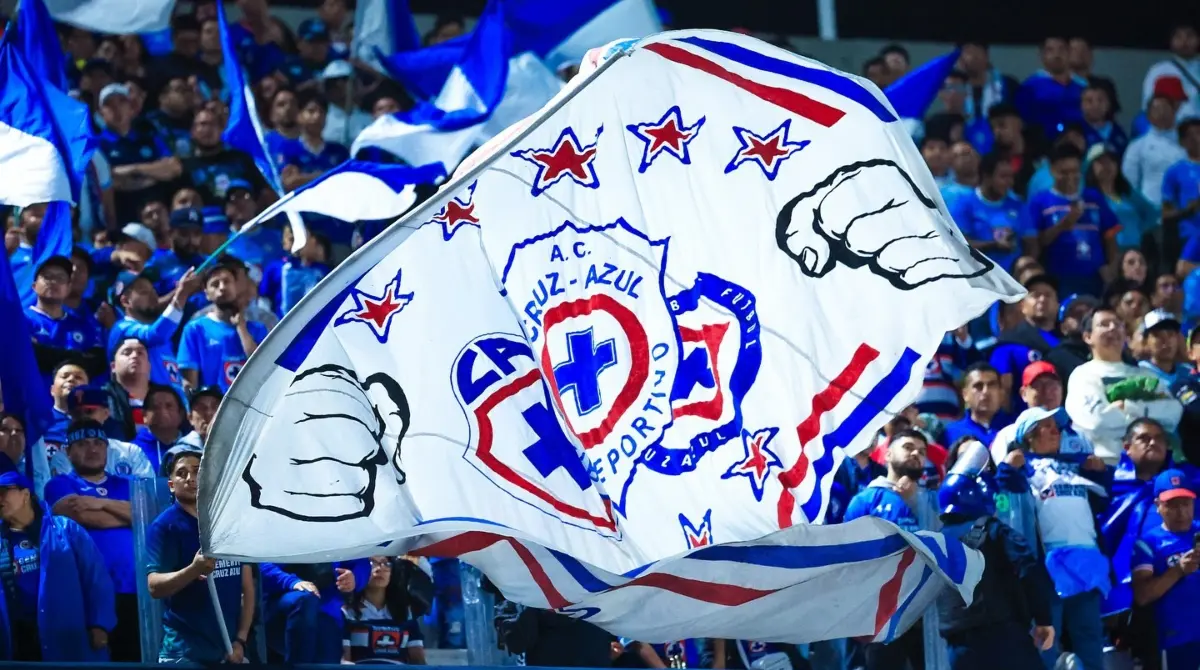  El nuevo escudo está causando opiniones divididas en redes sociales 