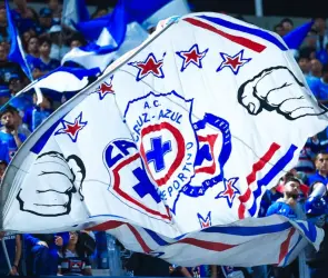 Cruz Azul cambia de escudo para el Apertura 2025