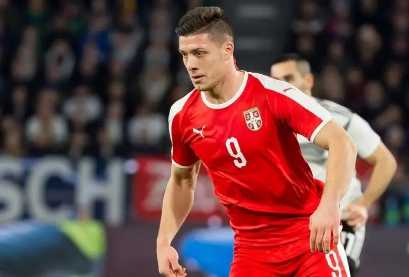 Luka Jovic apunta a no llegar a Cruz Azul Luka Jovic apunta a no llegar a Cruz Azul