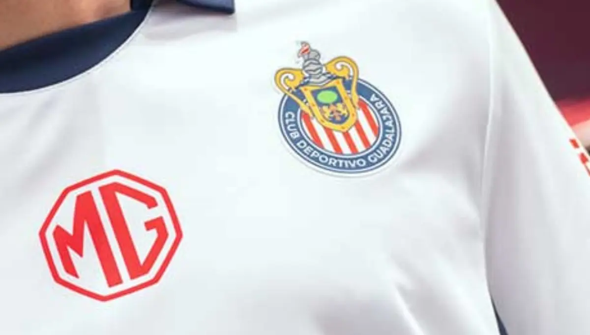  Chivas tendría un uniforme elegante para el 25/26 