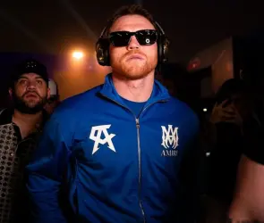 Lo que podría ganar Saúl Canelo Álvarez en WWE