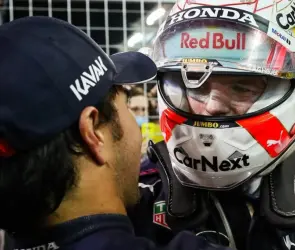 Max Verstappen le manda mensaje a Checo