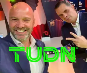 Integrante de TUDN competirá con Martinoli en redes sociales