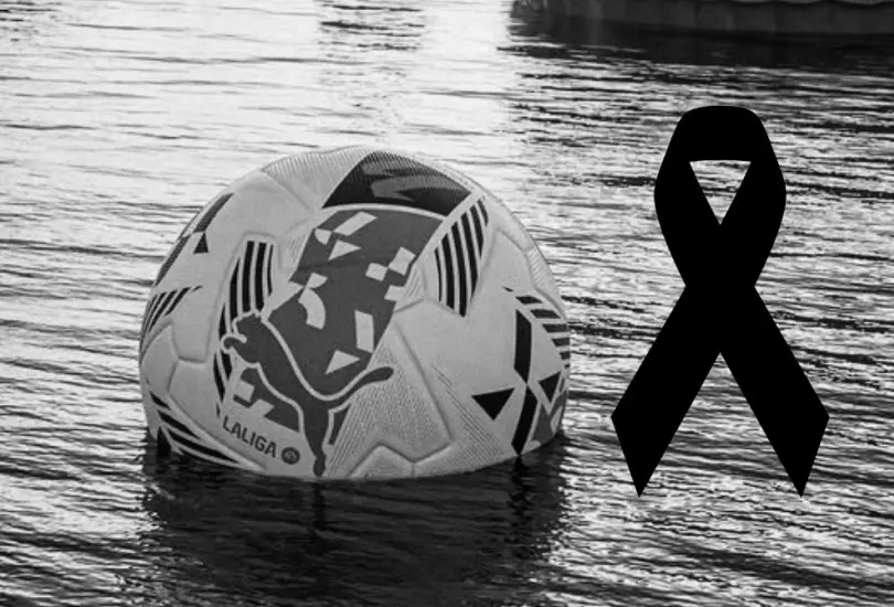 El futbol vuelve a estar de luto tras el fallecimiento del futbolista El futbol vuelve a estar de luto tras el fallecimiento del futbolista
