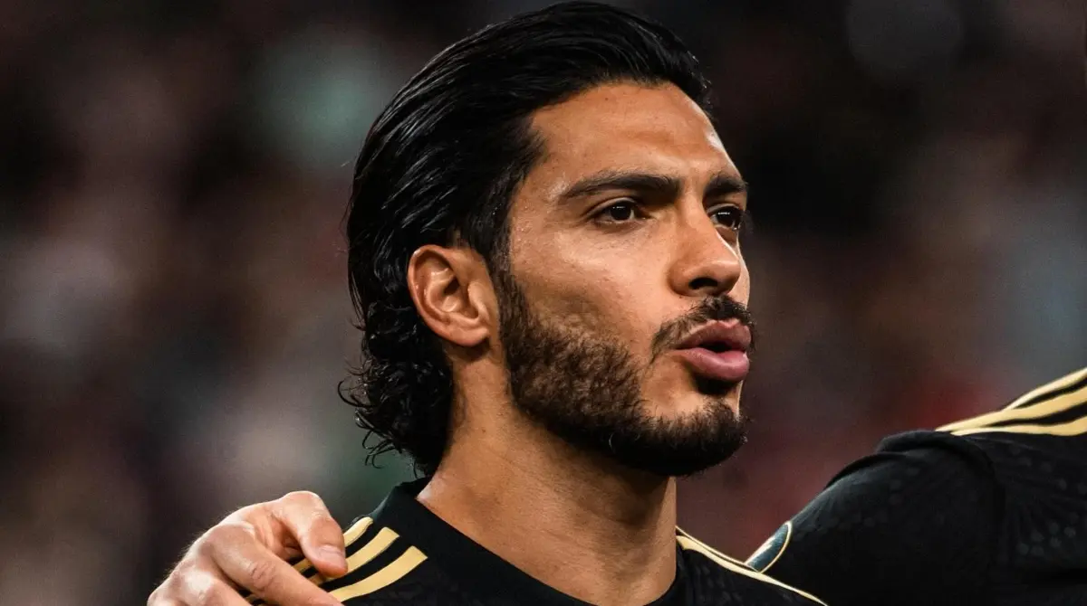 Raúl Jiménez se perfila a romper el récord de goles de Javier Hernández 