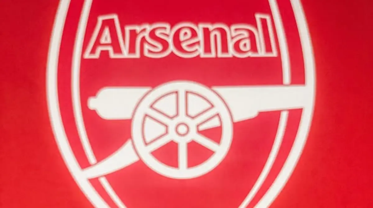  Un exfutbolista del Arsenal tiene problemas con la ley 