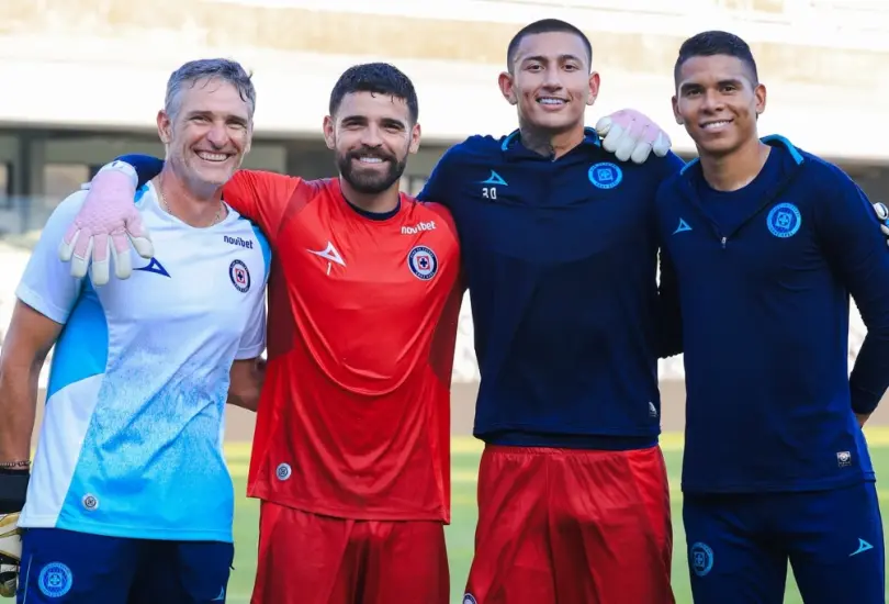 Pumas iría a Cruz Azul por su nuevo portero Pumas iría a Cruz Azul por su nuevo portero